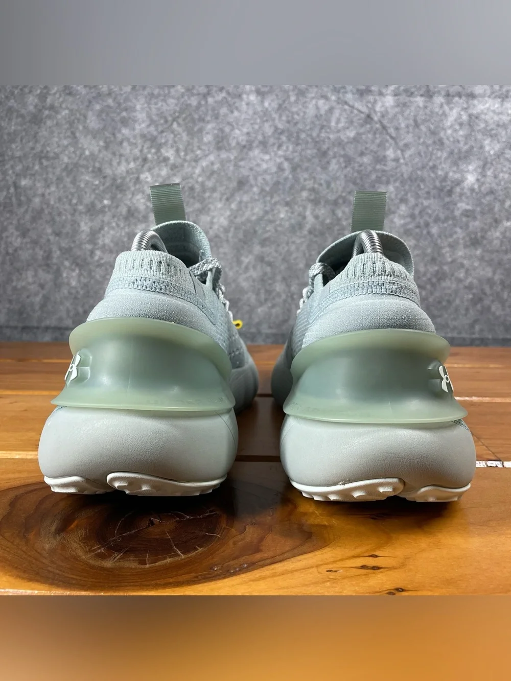 Under Armour HOVR Phantom 3 Mens Size 8.5 Opal Green Running Shoes 3025516-304